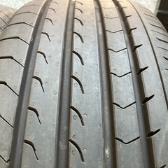2023年製 ほぼ新品 YOKOHAMA 215/60R17 4本 夏タイヤ アルファードMPVエスティマエリシオンなどにの画像