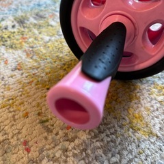 （used）腹筋ローラー　ピンクの画像