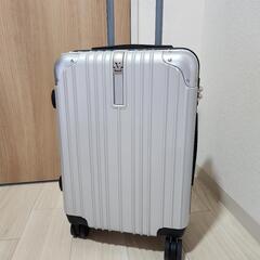 1回使用✨機内持ち込みサイズ　TSAダイヤルロック　キャリーケース　定価9,980円　37Lの画像