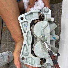 ブレーキキャリパー　ディスク
　WRXの画像