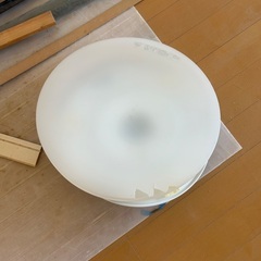 LED照明器具　割れてますの画像