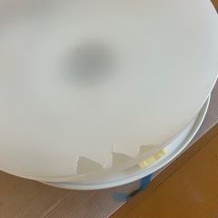 LED照明器具　割れてますの画像