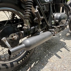 クラシックタイヤ「ファイヤーストーン デラックスチャンピオン」履き　カワサキ　250TR カスタムの画像