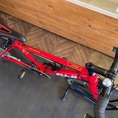 【SALE！7月末まで防犯登録無料！FUJI ROUBAIX 1.3 2018年製前後タイヤ・チューブ新品！】カーボンフォーク　アルミフレーム　2×11速　700×28cロードバイク　レッドの画像