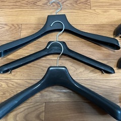 スーツ用　ハンガー 7本セットの画像