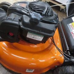 新品同様前輪自走芝刈り機バケット付きの画像