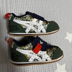 【美品】asics SUKUSUKU 13㌢　ディズニーコラボの画像