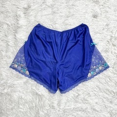 トリンプ　サテンショートパンツ　Mサイズの画像