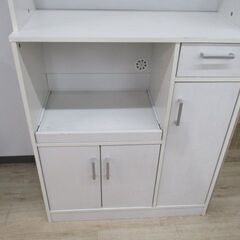 【ジャングルジャングル 岸和田和泉インター店】3枚扉食器棚 アイボリー 和泉市 堺市 岸和田市 泉大津市 高石市 泉北郡熊取町の画像