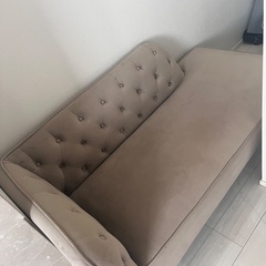 LOWYA ソファの画像