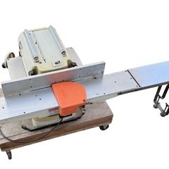 ◯動作品 マキタ 312mm 自動カンナ 電動鉋 かんな盤 電動昇降 makita 2030SC リモコン付属 手押し155mm 木工機械 中古品■ジモティ姫路の画像