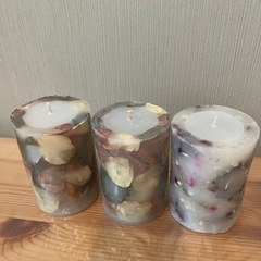 【新品未使用】ボタニカルアロマキャンドル3本セットの画像