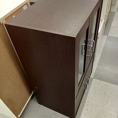 ★リユースのサカイ千葉中央店★期間限定割引有  食器棚  H90×D39×W60 クリーニング済み TC3943の画像