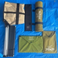 キャンプギア　メーカー品まとめ売り　焚火台などの画像