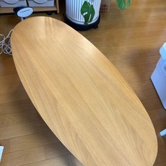 折りたたみテーブルの画像