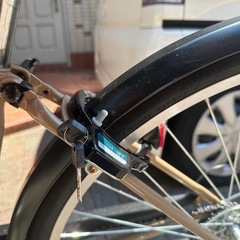自転車　自転車本体ベージュ シティサイクル 前カゴ付きの画像