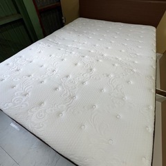 【寝苦しい真夏の快眠フェア】収納付きニトリダブルベッドの画像
