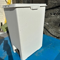 家庭用ゴミ箱🗑️の画像