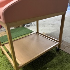オムツ交換台の画像