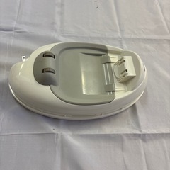 取引終了しました。ニトリ コードレススチームアイロン ES-140中古品動作確認済み➕アイロン台セット販売の画像