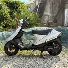 SUZUKI アドレスV100 実働　希少　小型　2サイクル　速い　低走行距離車の画像
