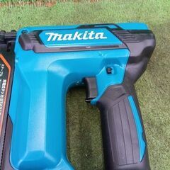 マキタ ST421D 充電式タッカ 本体のみ【野田愛宕店】【店頭取引限定】【中古】管理番号：IT8MZTX1DJKWの画像