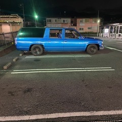 シボレーサバーバン　の画像