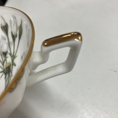 2507-607 BONE CHINA MARUI JAPAN  カップ&ソーサー バラ売り不可 キズありの画像