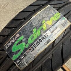 新品1本のみ ヨコハマ DNA Sドライブ 235/50R17 2010年製の画像
