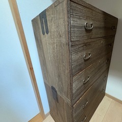 桐箪笥  無料で差し上げます！の画像