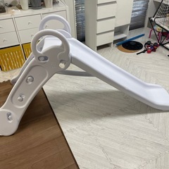 トイザらス限定滑り台の画像