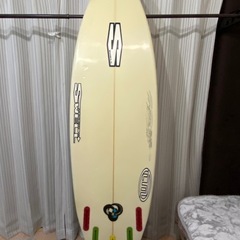 交換も検討⭐︎　5'10"  SWELLサーフボード クァッドマスターの画像