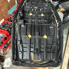 XJR400 純正シート　4hmの画像