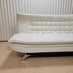 ニトリ N-シールドロック 白 ソファベッドの画像