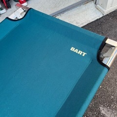 Camping Collection BART アルミフレーム コットベッド グリーン  折りたたみベッド コンパクト 収納 アウトドア キャンプ 庭遊び 釣り 中古品 ③の画像