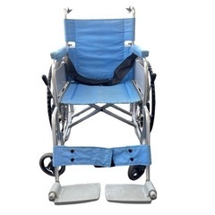MiKi 車椅子 中古 軽量タイプ ブレーキ付き 介助式の画像