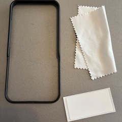 【新品未開封品】 iPhone 16 、iPhone15  ガラスフィルム(カバー率99%) 高透明、高硬度10H   エレコムPREMIUM  GLASS（画面を極限まで保護）の画像