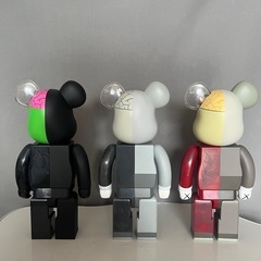 BE@RBRICK ベアブリック KAWS カウズ 人体模型 400%の画像