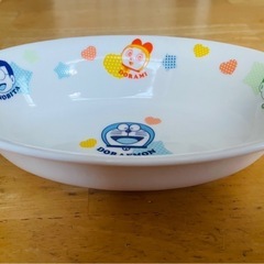 ドラえもんカレー皿1点の画像