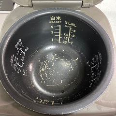 炊飯器の画像