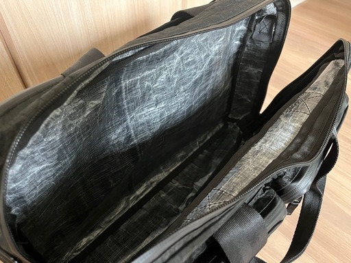 NEXTRAVELER MULTIWAY TRAVEL BLIEF 42L高城剛 高城剛による『NEXTRAVELER TOOLS』のマルチウェイ・ウォレット