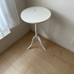 ミニテーブルの画像