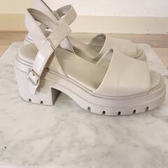 脚長　厚底サンダル　安定感　グレー　Mサイズの画像