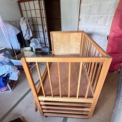 ベビーベット　手作り木製の画像