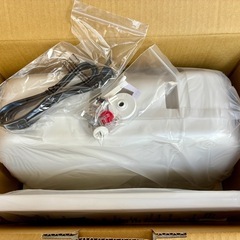 新品未使用！ジャノメ コンピューターミシン JN810 テーブル、DVD付きの画像