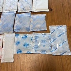 新品未使用　保冷剤22個★辻堂まで！の画像
