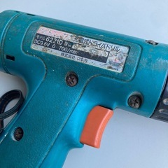 マキタ充電式ドライバドリルの画像