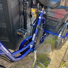 ミムゴ E-PAR+ON(イーパートン)BEPN20 20/16インチシングルギア電動アシスト3輪車 ブルーの画像