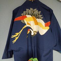 色鮮やかな着物の画像