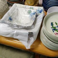 食器 皿 コップ 器 等全ての画像